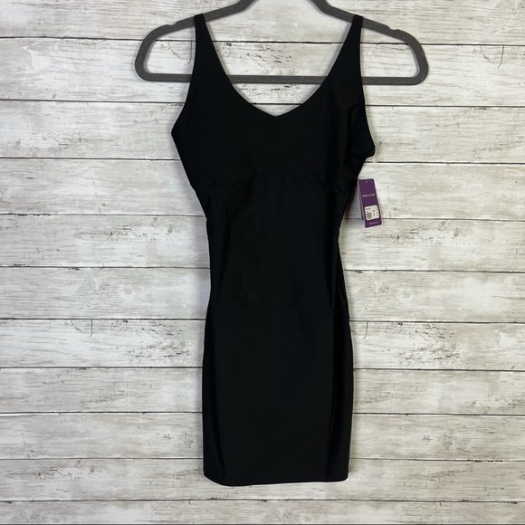 Yummie Convertible Built Up Slip NWT - Picture 5 of 9